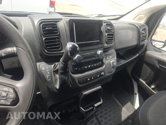 2025 Ram ProMaster 2500 Cargo Van Tradesman w/Passenger Seat Low Roof 136.0" WB - miniatura 11