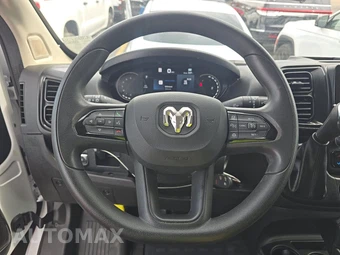2025 Ram ProMaster 2500 Cargo Van Tradesman w/Passenger Seat Low Roof 136.0" WB - miniatura 10