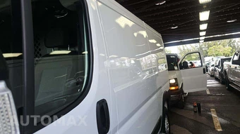 2025 Ram ProMaster 2500 Cargo Van Tradesman w/Passenger Seat Low Roof 136.0" WB - miniatura 18