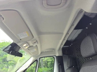 2025 Ram ProMaster 2500 Cargo Van Tradesman w/Passenger Seat Low Roof 136.0" WB - miniatura 17