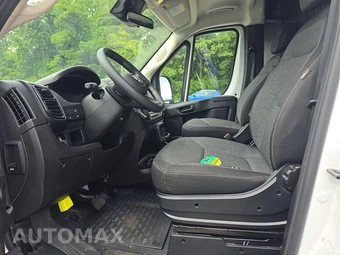 2025 Ram ProMaster 2500 Cargo Van Tradesman w/Passenger Seat Low Roof 136.0" WB - miniatura 7