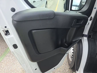 2025 Ram ProMaster 2500 Cargo Van Tradesman w/Passenger Seat Low Roof 136.0" WB - miniatura 9