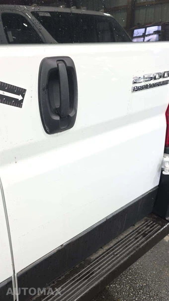 2025 Ram ProMaster 2500 Cargo Van Tradesman w/Passenger Seat Low Roof 136.0" WB - miniatura 18