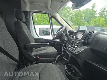 2025 Ram ProMaster 2500 Cargo Van Tradesman w/Passenger Seat Low Roof 136.0" WB - miniatura 8
