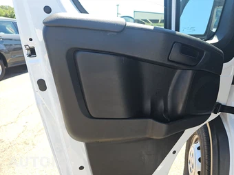 2025 Ram ProMaster 2500 Cargo Van Tradesman w/Passenger Seat Low Roof 136.0" WB - miniatura 9