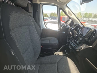 2025 Ram ProMaster 2500 Cargo Van Tradesman w/Passenger Seat Low Roof 136.0" WB - miniatura 8