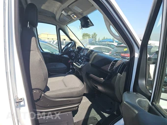 2025 Ram ProMaster 2500 Cargo Van Tradesman w/Passenger Seat Low Roof 136.0" WB - miniatura 8