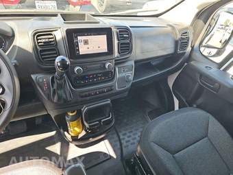 2025 Ram ProMaster 2500 Cargo Van Tradesman w/Passenger Seat Low Roof 136.0" WB - miniatura 11