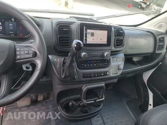 2025 Ram ProMaster 2500 Cargo Van Tradesman w/Passenger Seat Low Roof 136.0" WB - miniatura 11