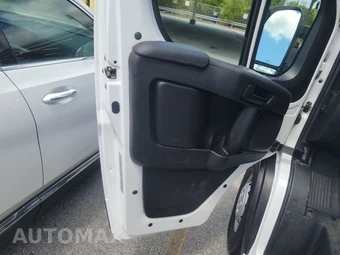 2025 Ram ProMaster 2500 Cargo Van Tradesman w/Passenger Seat Low Roof 136.0" WB - miniatura 9