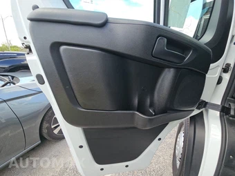 2025 Ram ProMaster 2500 Cargo Van Tradesman w/Passenger Seat Low Roof 136.0" WB - miniatura 9