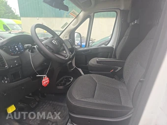 2025 Ram ProMaster 2500 Cargo Van Tradesman w/Passenger Seat Low Roof 136.0" WB - miniatura 7