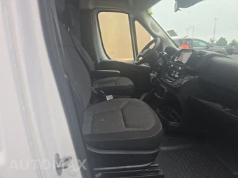 2025 Ram ProMaster 2500 Cargo Van Tradesman w/Passenger Seat Low Roof 136.0" WB - miniatura 8