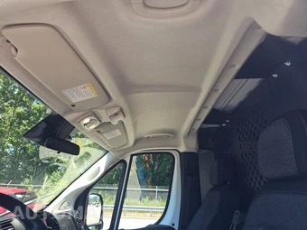 2025 Ram ProMaster 2500 Cargo Van Tradesman w/Passenger Seat Low Roof 136.0" WB - miniatura 16