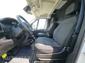 2025 Ram ProMaster 2500 Cargo Van Tradesman w/Passenger Seat Low Roof 136.0" WB - miniatura 7