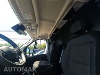 2025 Ram ProMaster 2500 Cargo Van Tradesman w/Passenger Seat Low Roof 136.0" WB - miniatura 17