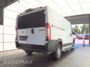2025 Ram ProMaster 2500 Cargo Van Tradesman w/Passenger Seat Low Roof 136.0" WB - miniatura 4