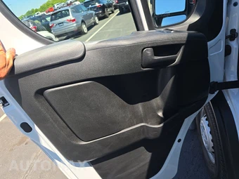 2025 Ram ProMaster 2500 Cargo Van Tradesman w/Passenger Seat Low Roof 136.0" WB - miniatura 9