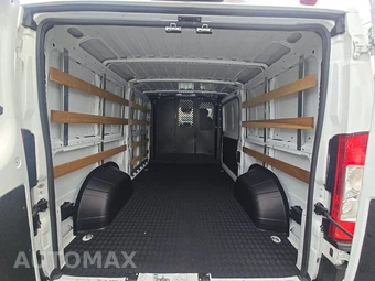 2025 Ram ProMaster 2500 Cargo Van Tradesman w/Passenger Seat Low Roof 136.0" WB - miniatura 15