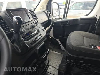 2025 Ram ProMaster 2500 Cargo Van Tradesman w/Passenger Seat Low Roof 136.0" WB - miniatura 11