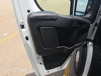 2025 Ram ProMaster 2500 Cargo Van Tradesman w/Passenger Seat Low Roof 136.0" WB - miniatura 9