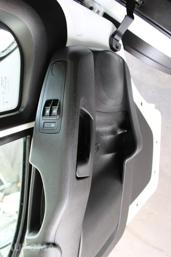 2025 Ram ProMaster 2500 Cargo Van Tradesman w/Passenger Seat Low Roof 136.0" WB - miniatura 28
