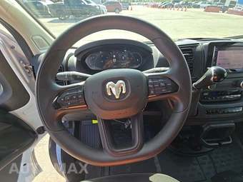 2025 Ram ProMaster 2500 Cargo Van Tradesman w/Passenger Seat Low Roof 136.0" WB - miniatura 10