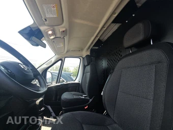 2025 Ram ProMaster 2500 Cargo Van Tradesman w/Passenger Seat Low Roof 136.0" WB - miniatura 18