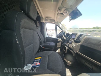 2025 Ram ProMaster 2500 Cargo Van Tradesman w/Passenger Seat Low Roof 136.0" WB - miniatura 8