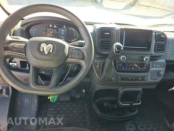 2025 Ram ProMaster 2500 Cargo Van Tradesman w/Passenger Seat Low Roof 136.0" WB - miniatura 11