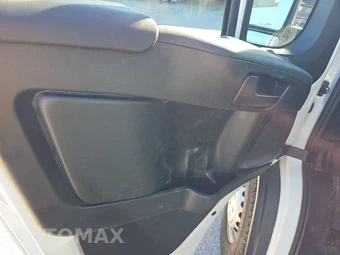 2025 Ram ProMaster 2500 Cargo Van Tradesman w/Passenger Seat Low Roof 136.0" WB - miniatura 9
