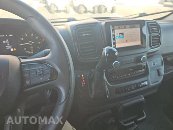 2025 Ram ProMaster 2500 Cargo Van Tradesman w/Passenger Seat Low Roof 136.0" WB - miniatura 17
