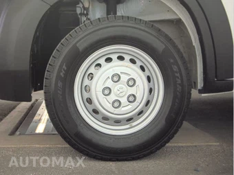 2025 Ram ProMaster 2500 Cargo Van Tradesman w/Passenger Seat Low Roof 136.0" WB - miniatura 9