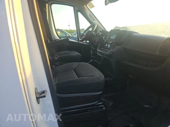 2025 Ram ProMaster 2500 Cargo Van Tradesman w/Passenger Seat Low Roof 136.0" WB - miniatura 8