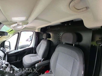 2025 Ram ProMaster 2500 Cargo Van Tradesman w/Passenger Seat Low Roof 136.0" WB - miniatura 11