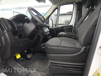 2025 Ram ProMaster 2500 Cargo Van Tradesman w/Passenger Seat Low Roof 136.0" WB - miniatura 13