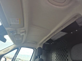 2025 Ram ProMaster 2500 Cargo Van Tradesman w/Passenger Seat Low Roof 136.0" WB - miniatura 17