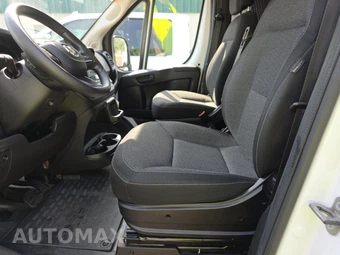 2025 Ram ProMaster 2500 Cargo Van Tradesman w/Passenger Seat Low Roof 136.0" WB - miniatura 7