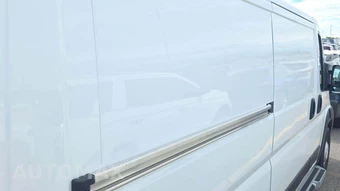 2025 Ram ProMaster 2500 Cargo Van Tradesman w/Passenger Seat Low Roof 136.0" WB - miniatura 23