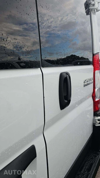 2025 Ram ProMaster 2500 Cargo Van Tradesman w/Passenger Seat Low Roof 136.0" WB - miniatura 19