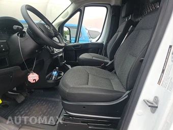 2025 Ram ProMaster 2500 Cargo Van Tradesman w/Passenger Seat Low Roof 136.0" WB - miniatura 7
