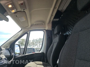 2025 Ram ProMaster 2500 Cargo Van Tradesman w/Passenger Seat Low Roof 136.0" WB - miniatura 16