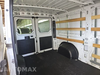 2025 Ram ProMaster 2500 Cargo Van Tradesman w/Passenger Seat Low Roof 136.0" WB - miniatura 13