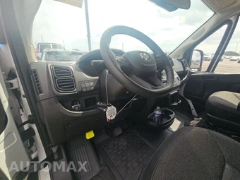 2025 Ram ProMaster 2500 Cargo Van Tradesman w/Passenger Seat Low Roof 136.0" WB - miniatura 11