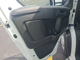 2025 Ram ProMaster 2500 Cargo Van Tradesman w/Passenger Seat Low Roof 136.0" WB - miniatura 9