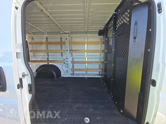 2025 Ram ProMaster 2500 Cargo Van Tradesman w/Passenger Seat Low Roof 136.0" WB - miniatura 13