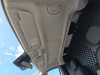 2025 Ram ProMaster 2500 Cargo Van Tradesman w/Passenger Seat Low Roof 136.0" WB - miniatura 17