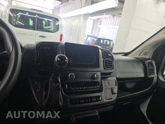 2025 Ram ProMaster 2500 Cargo Van Tradesman w/Passenger Seat Low Roof 136.0" WB - miniatura 11