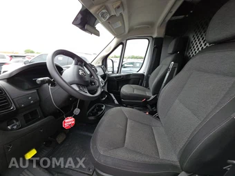 2025 Ram ProMaster 2500 Cargo Van Tradesman w/Passenger Seat Low Roof 136.0" WB - miniatura 7