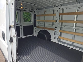 2025 Ram ProMaster 2500 Cargo Van Tradesman w/Passenger Seat Low Roof 136.0" WB - miniatura 14